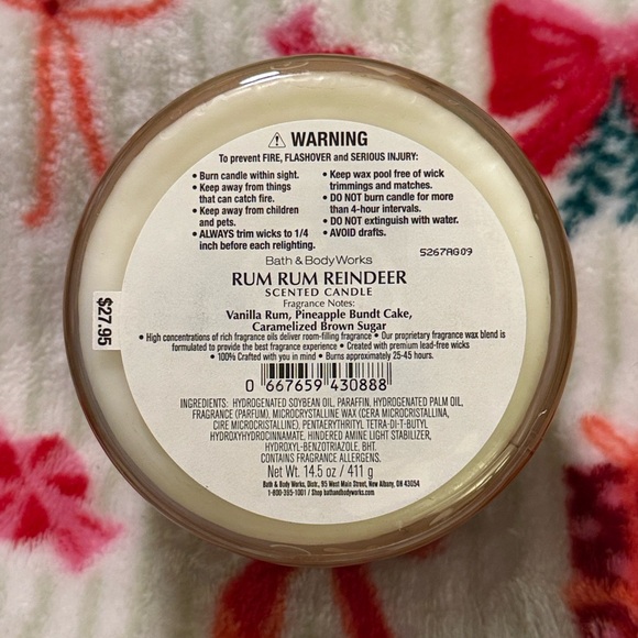 Bath and Body Works Rum Rum Reindeer 3-Wick Candle NWT - Picture 4 of 4